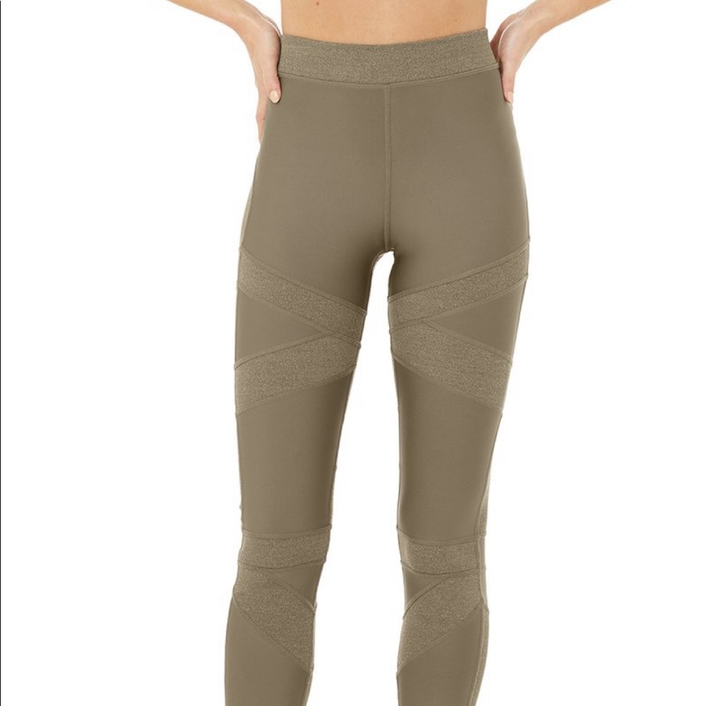 Alo high waisted level up legging